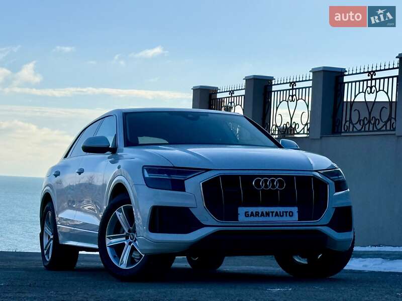 Позашляховик / Кросовер Audi Q8 2022 в Одесі