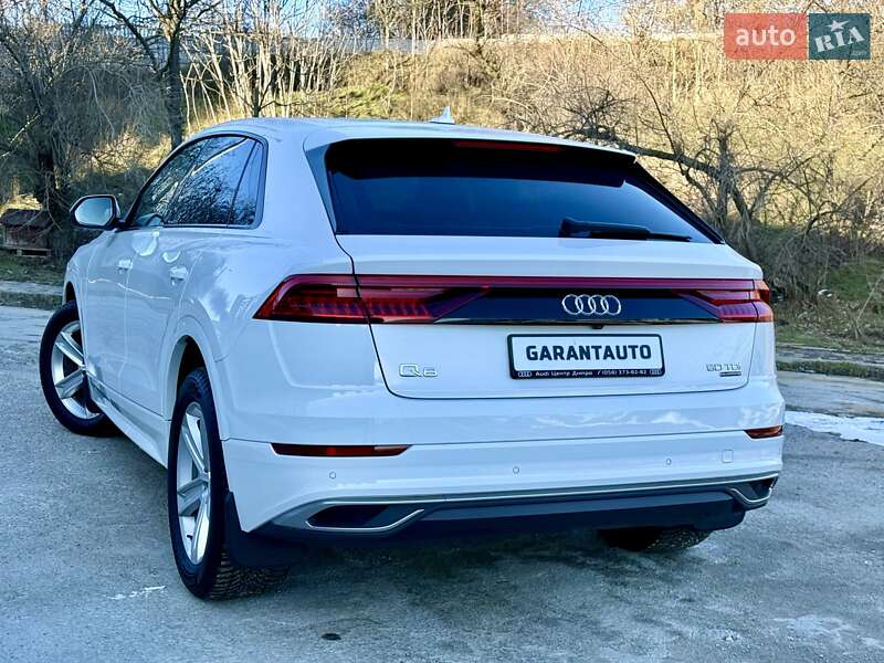 Позашляховик / Кросовер Audi Q8 2022 в Одесі