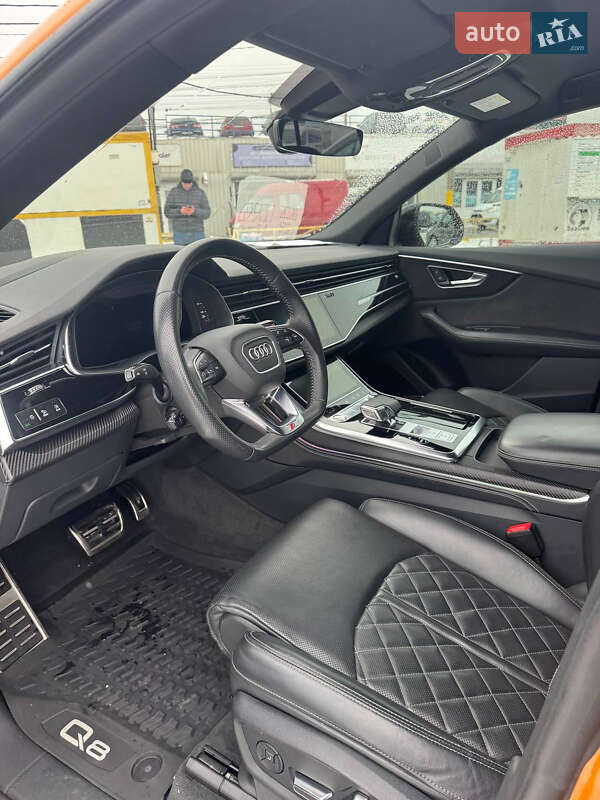 Внедорожник / Кроссовер Audi Q8 2020 в Черновцах
