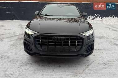 Позашляховик / Кросовер Audi Q8 2018 в Києві