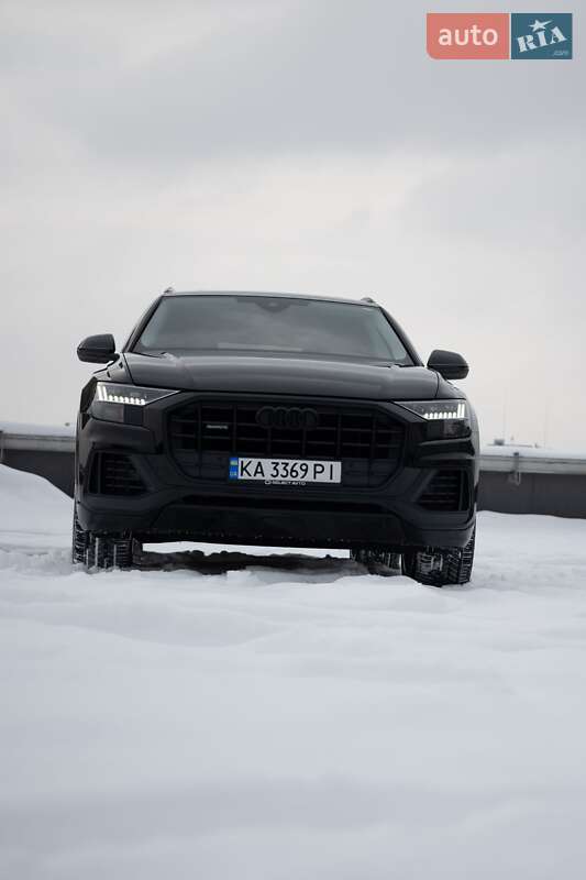 Позашляховик / Кросовер Audi Q8 2022 в Києві