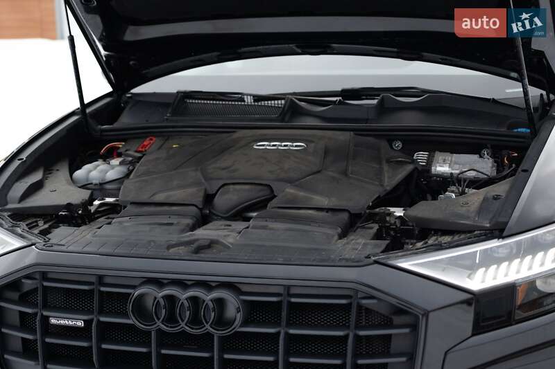 Позашляховик / Кросовер Audi Q8 2022 в Києві