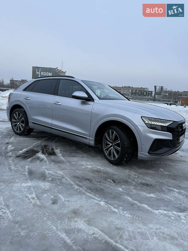 Позашляховик / Кросовер Audi Q8 2019 в Києві фото 3 Позашляховик / Кросовер Audi Q8 2019 в Києві