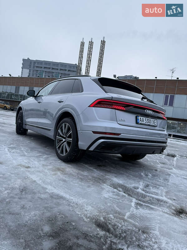 Позашляховик / Кросовер Audi Q8 2019 в Києві фото 7 Позашляховик / Кросовер Audi Q8 2019 в Києві