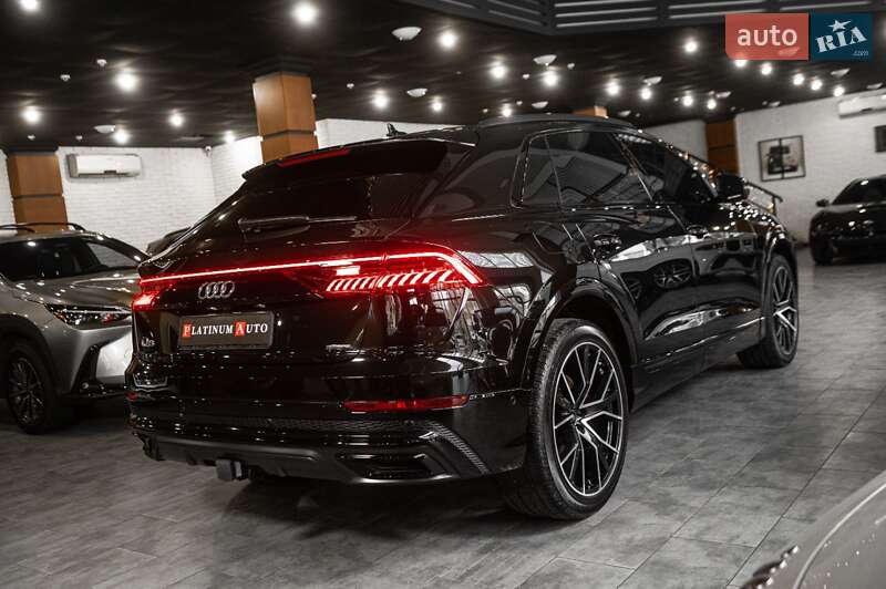 Позашляховик / Кросовер Audi Q8 2023 в Одесі