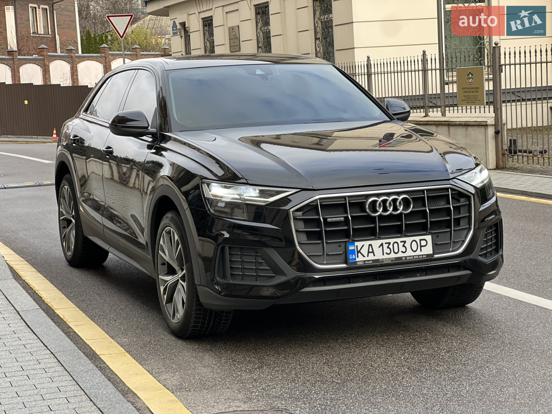 2019 Audi Q8 - мініатюра 3