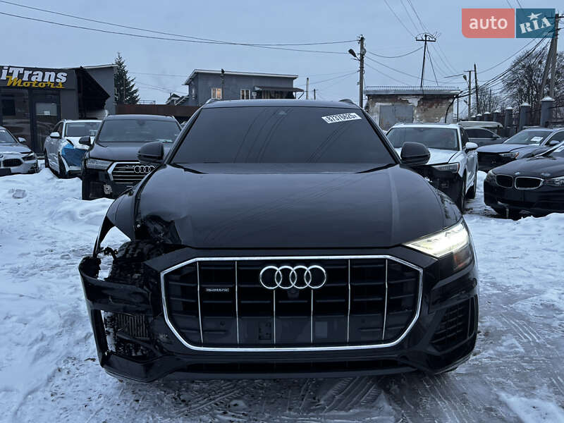 Позашляховик / Кросовер Audi Q8 2020 в Стрию