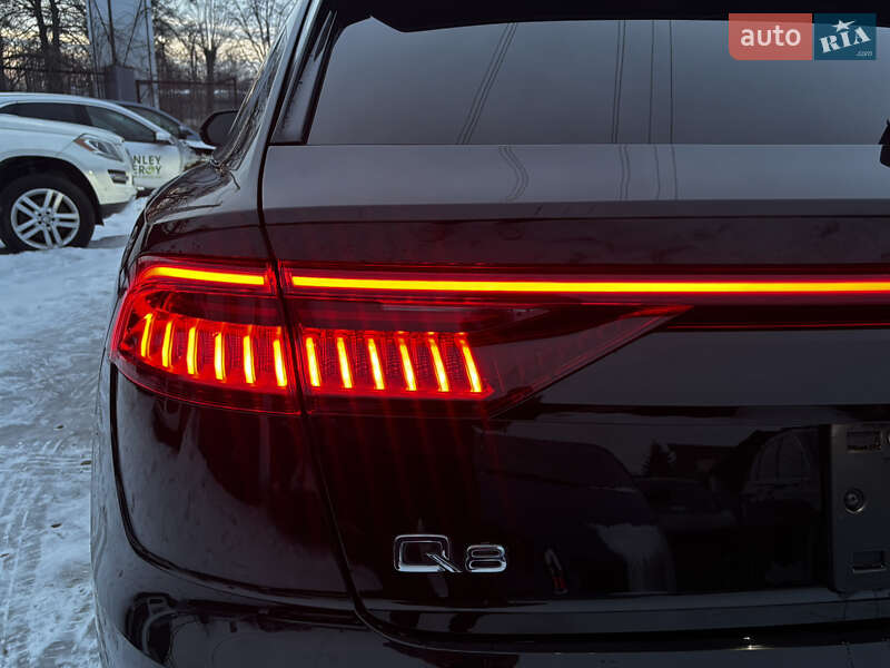 Позашляховик / Кросовер Audi Q8 2020 в Стрию