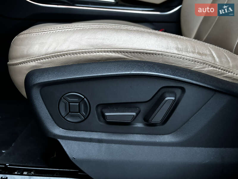 Позашляховик / Кросовер Audi Q8 2020 в Стрию