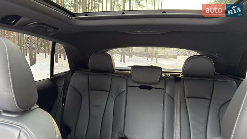 Позашляховик / Кросовер Audi Q8 2018 в Києві