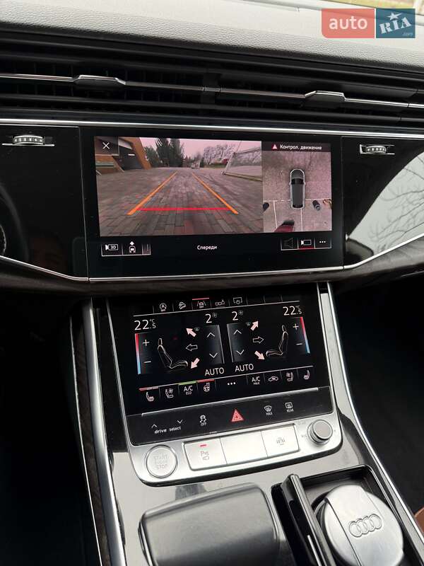 Внедорожник / Кроссовер Audi Q8 2019 в Ровно