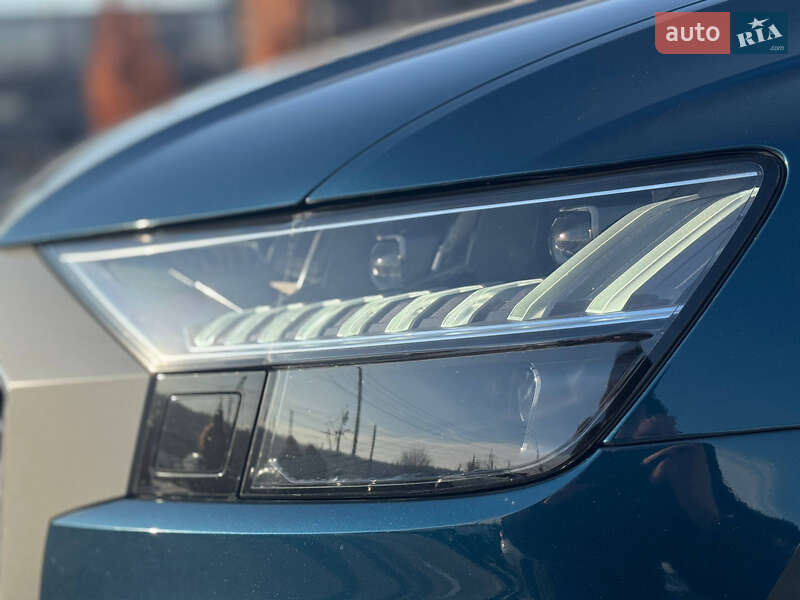 Позашляховик / Кросовер Audi Q8 2018 в Києві фото 5 Позашляховик / Кросовер Audi Q8 2018 в Києві