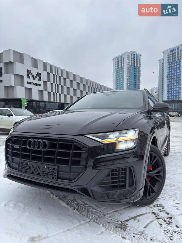 Audi Q8 2021