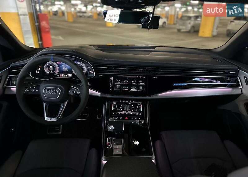 Позашляховик / Кросовер Audi Q8 2020 в Одесі