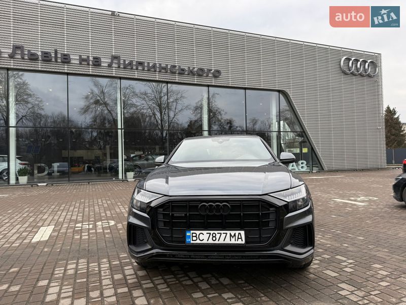 Позашляховик / Кросовер Audi Q8 2018 в Львові