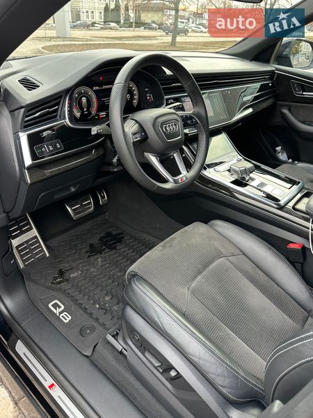 Внедорожник / Кроссовер Audi Q8 2022 в Харькове