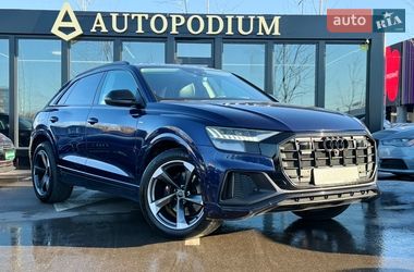 Внедорожник / Кроссовер Audi Q8 2019 в Киеве