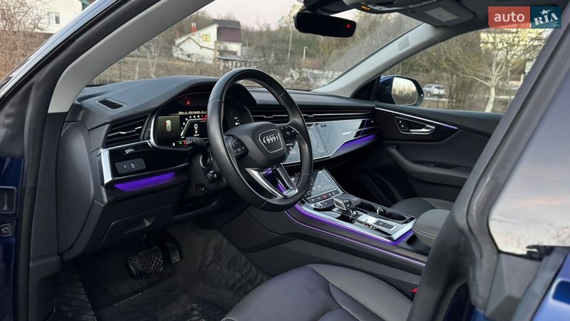 Внедорожник / Кроссовер Audi Q8 2021 в Львове