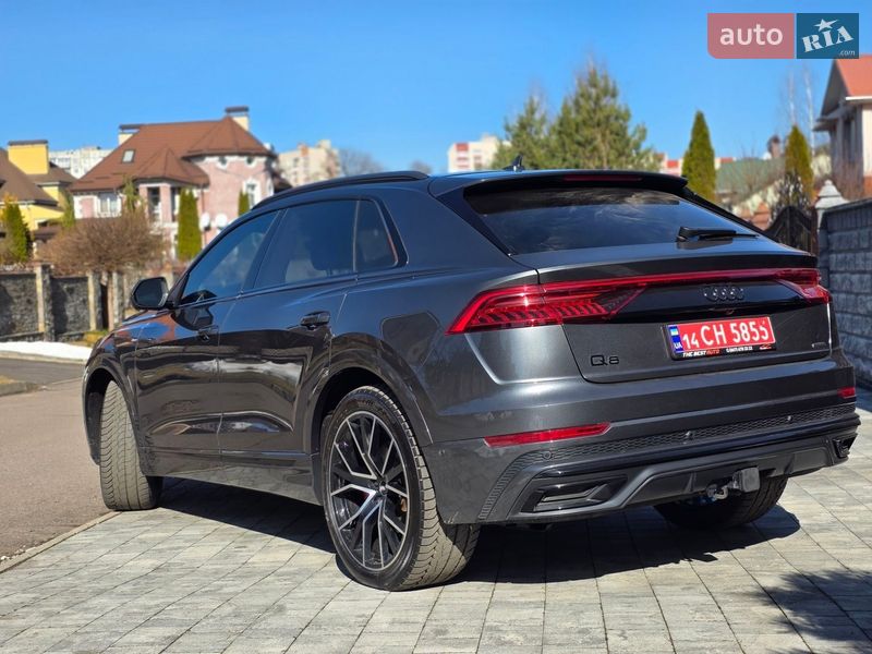 Внедорожник / Кроссовер Audi Q8 2019 в Ровно