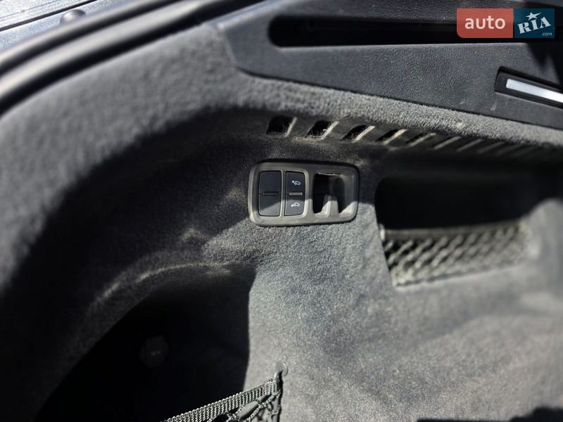 Внедорожник / Кроссовер Audi Q8 2019 в Ровно