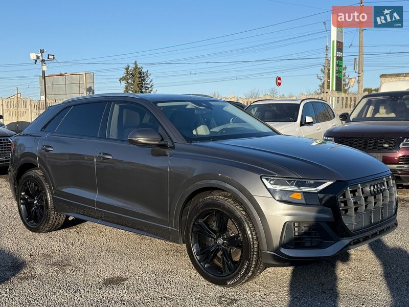 Позашляховик / Кросовер Audi Q8 2018 в Тернополі