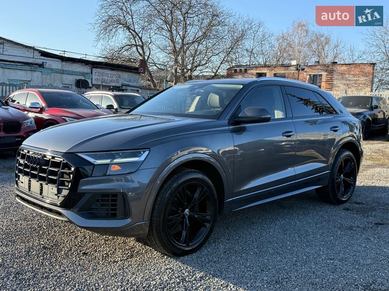 Позашляховик / Кросовер Audi Q8 2018 в Тернополі