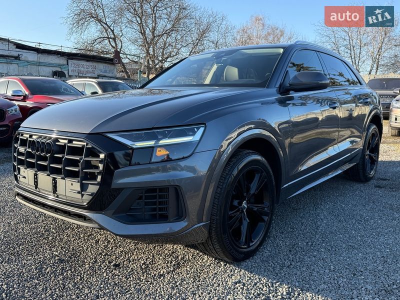 Позашляховик / Кросовер Audi Q8 2018 в Тернополі