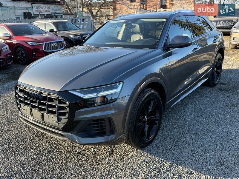 Позашляховик / Кросовер Audi Q8 2018 в Тернополі