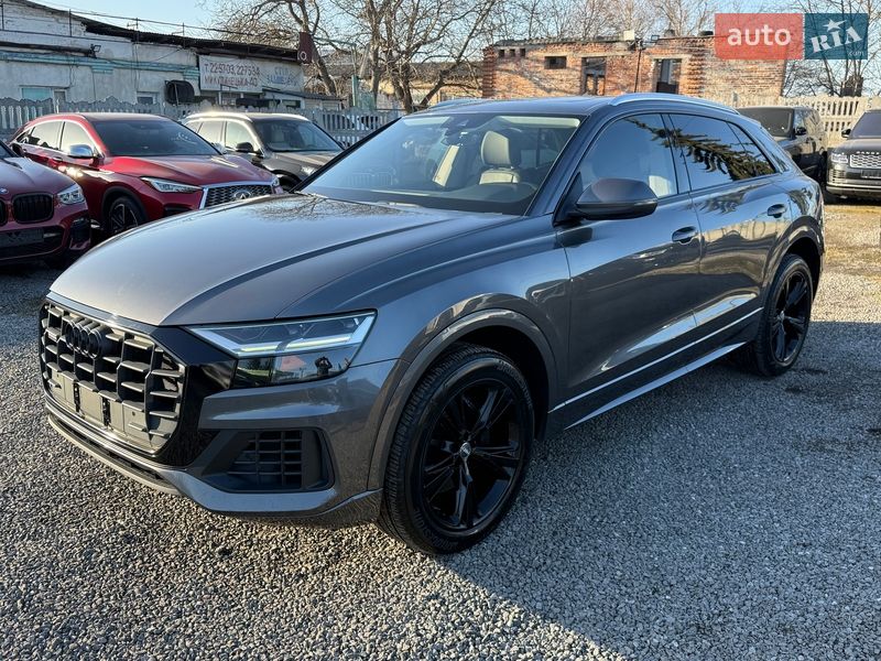 Позашляховик / Кросовер Audi Q8 2018 в Тернополі