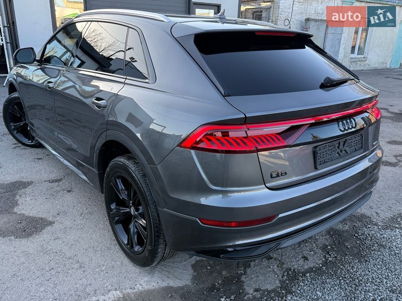 Позашляховик / Кросовер Audi Q8 2018 в Тернополі