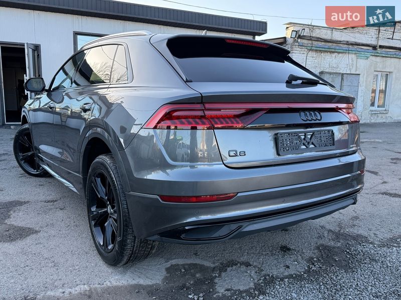 Позашляховик / Кросовер Audi Q8 2018 в Тернополі