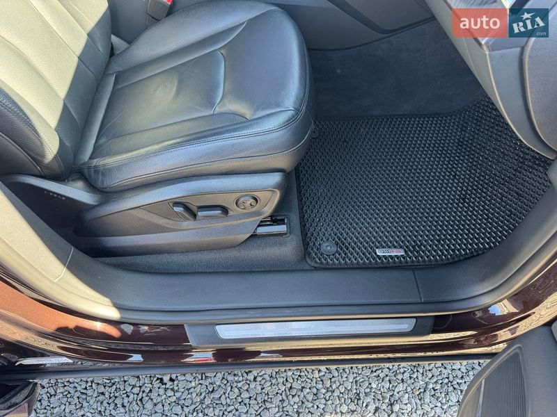 Позашляховик / Кросовер Audi Q8 2019 в Тернополі