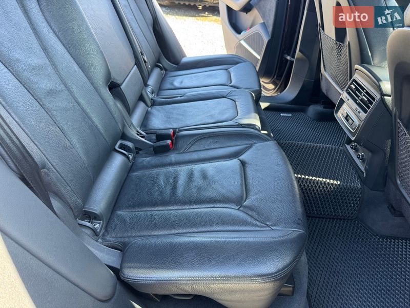 Позашляховик / Кросовер Audi Q8 2019 в Тернополі