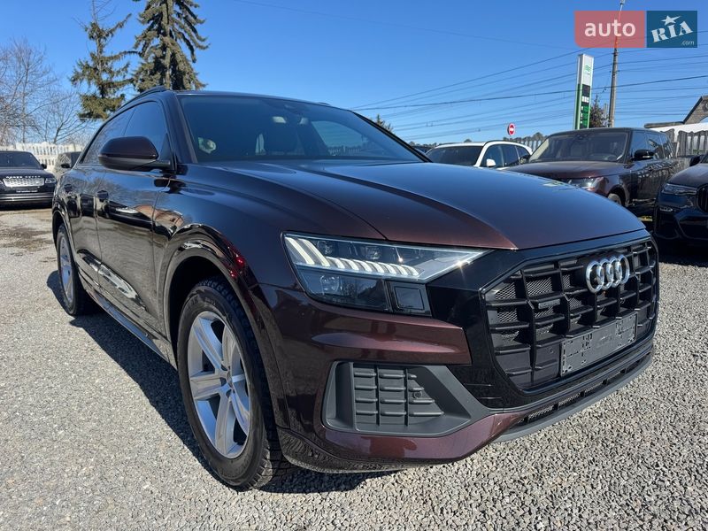 Позашляховик / Кросовер Audi Q8 2019 в Тернополі