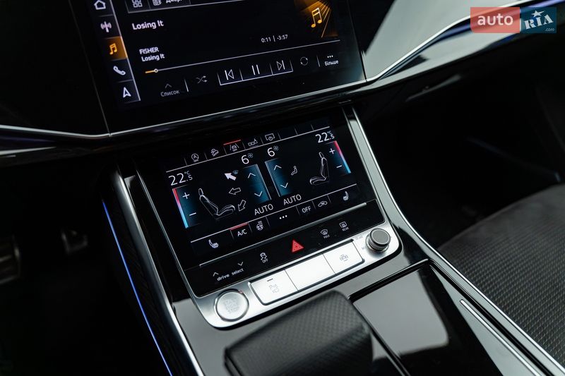 Внедорожник / Кроссовер Audi Q8 2018 в Киеве