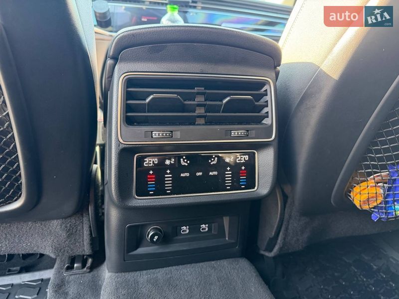 Внедорожник / Кроссовер Audi Q8 2020 в Львове