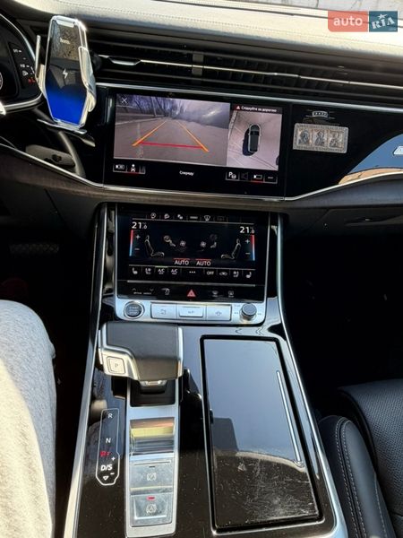 Внедорожник / Кроссовер Audi Q8 2023 в Дубно