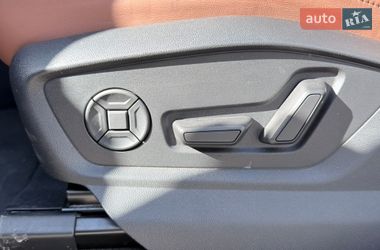 Внедорожник / Кроссовер Audi Q8 2023 в Полтаве