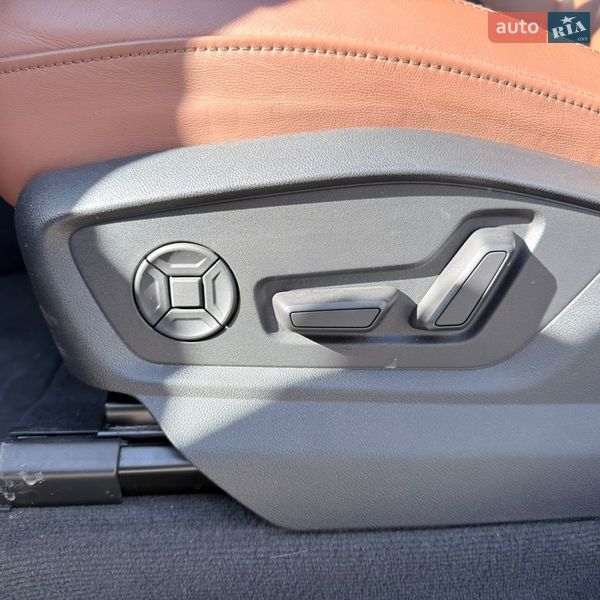 Внедорожник / Кроссовер Audi Q8 2023 в Полтаве