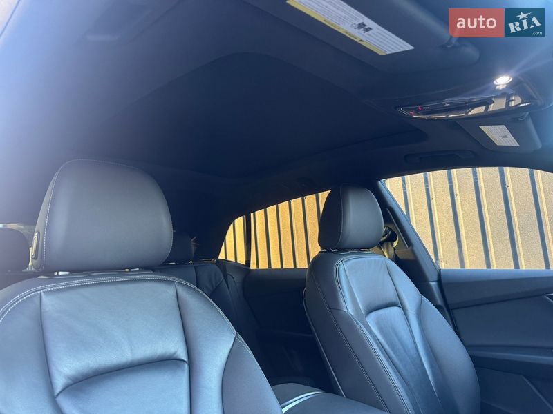 Позашляховик / Кросовер Audi Q8 2018 в Києві