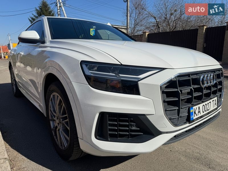 Позашляховик / Кросовер Audi Q8 2018 в Києві