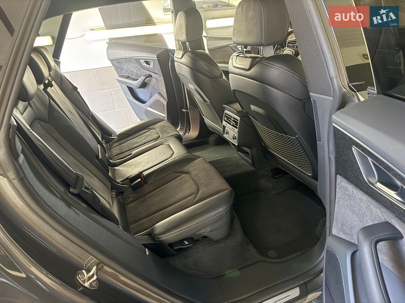 Внедорожник / Кроссовер Audi Q8 2019 в Виннице
