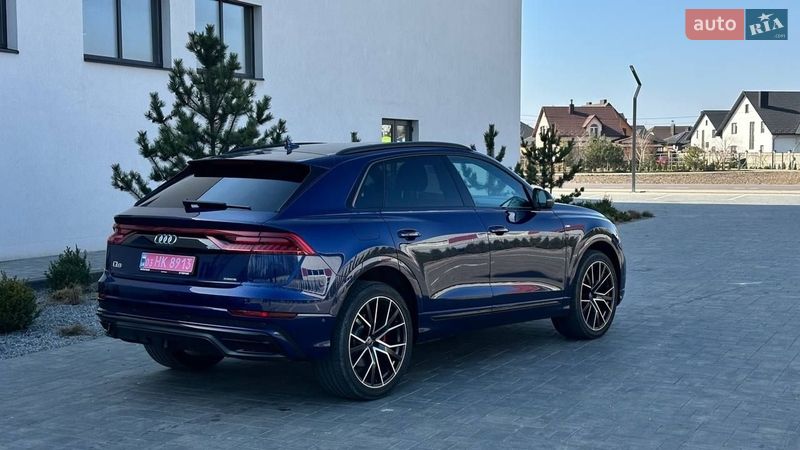 Внедорожник / Кроссовер Audi Q8 2019 в Луцке