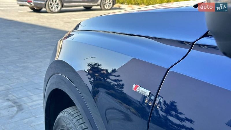 Внедорожник / Кроссовер Audi Q8 2019 в Луцке