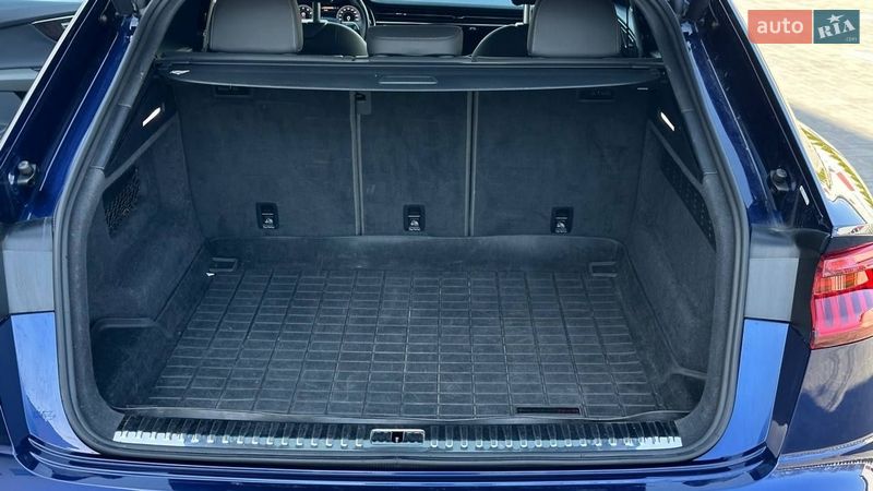 Внедорожник / Кроссовер Audi Q8 2019 в Луцке