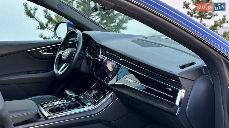 Внедорожник / Кроссовер Audi Q8 2019 в Луцке
