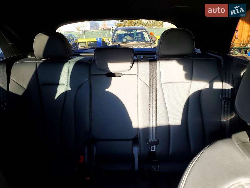 Внедорожник / Кроссовер Audi Q8 2019 в Хмельницком