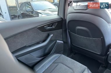 Внедорожник / Кроссовер Audi Q8 2021 в Черновцах