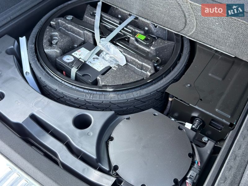 Внедорожник / Кроссовер Audi Q8 2021 в Черновцах