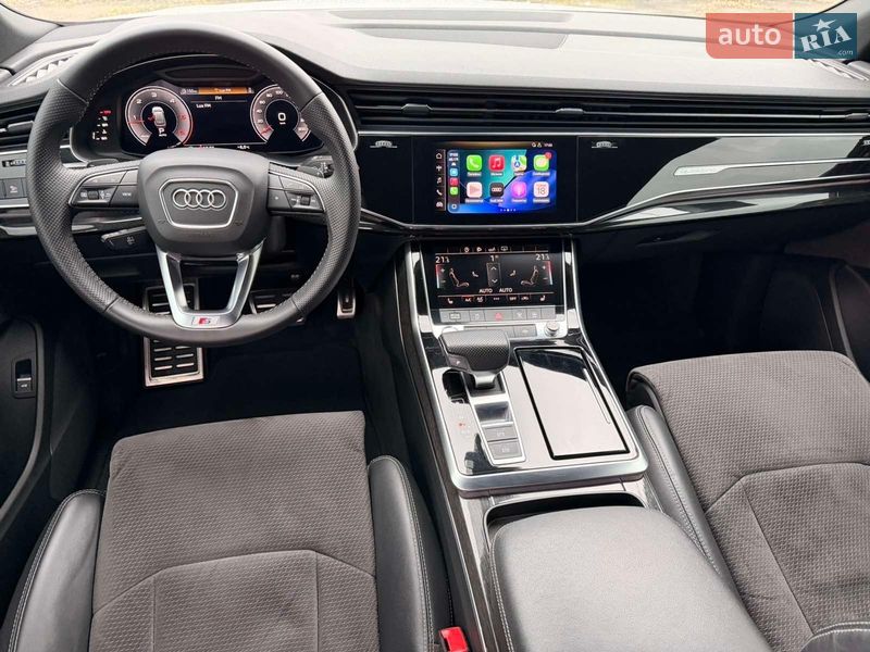 Внедорожник / Кроссовер Audi Q8 2019 в Киеве